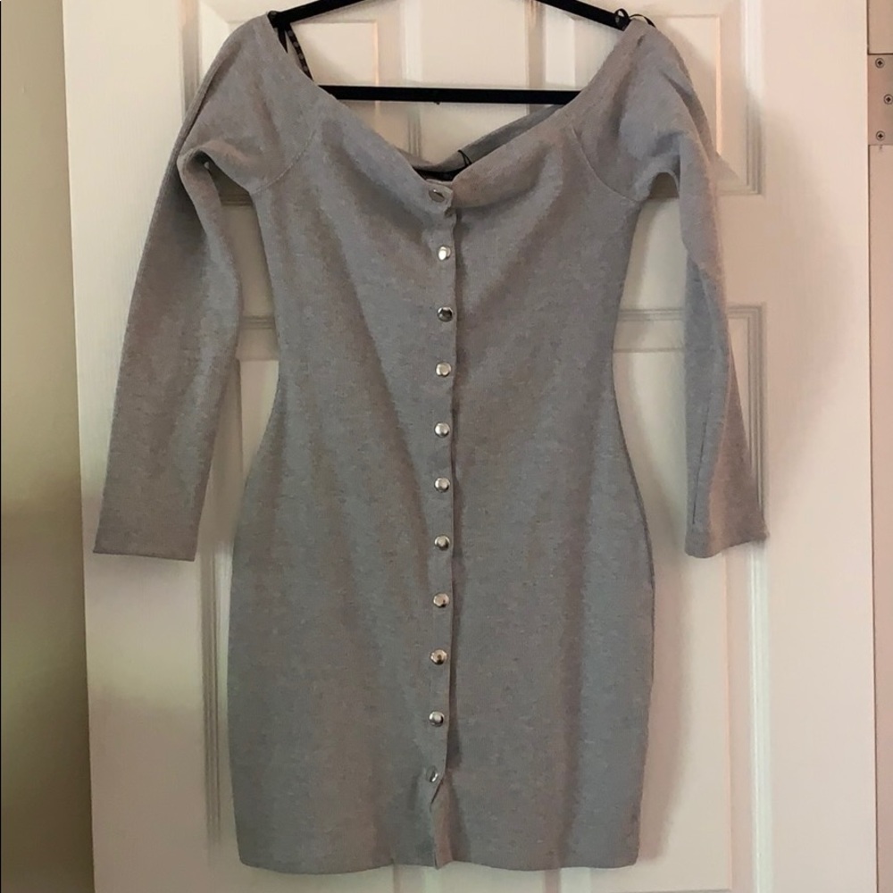 Off shoulder grey bodycon dress